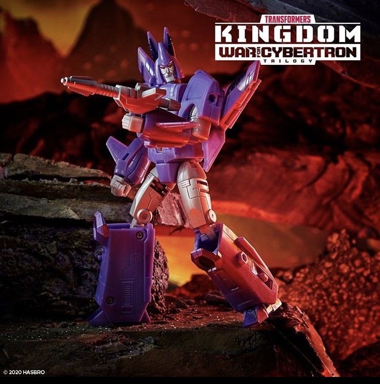 Transformers News: Hasbro Reveals Transformers Kingdom Cyclonus, Beast Wars Megatron and More Transformers News: Hasbro Reveals Transformers Kingdom Cyclonus, Beast Wars Megatron and More
