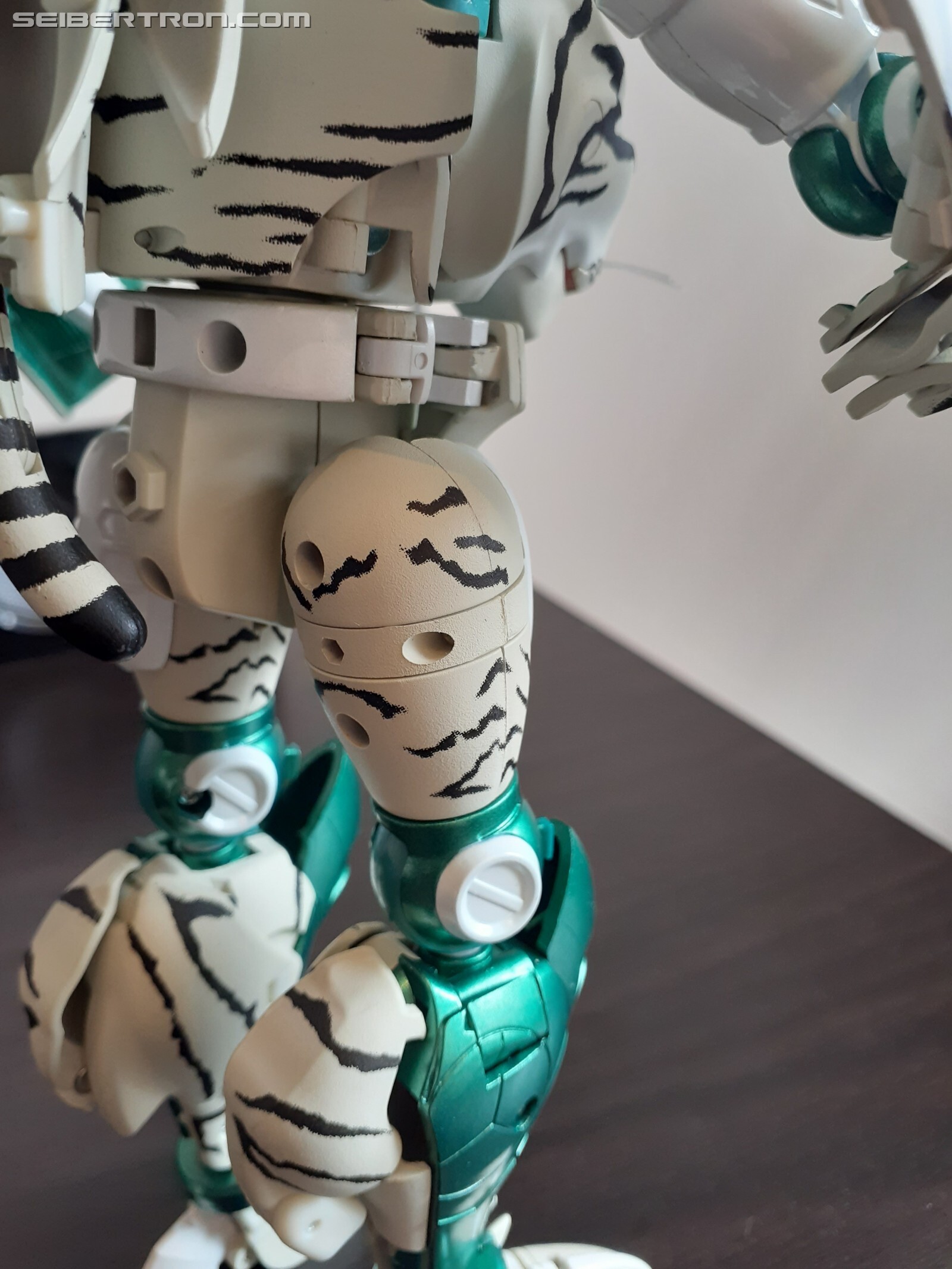 Transformers News: Pictorial Review for Transformers MP-50 Tigatron