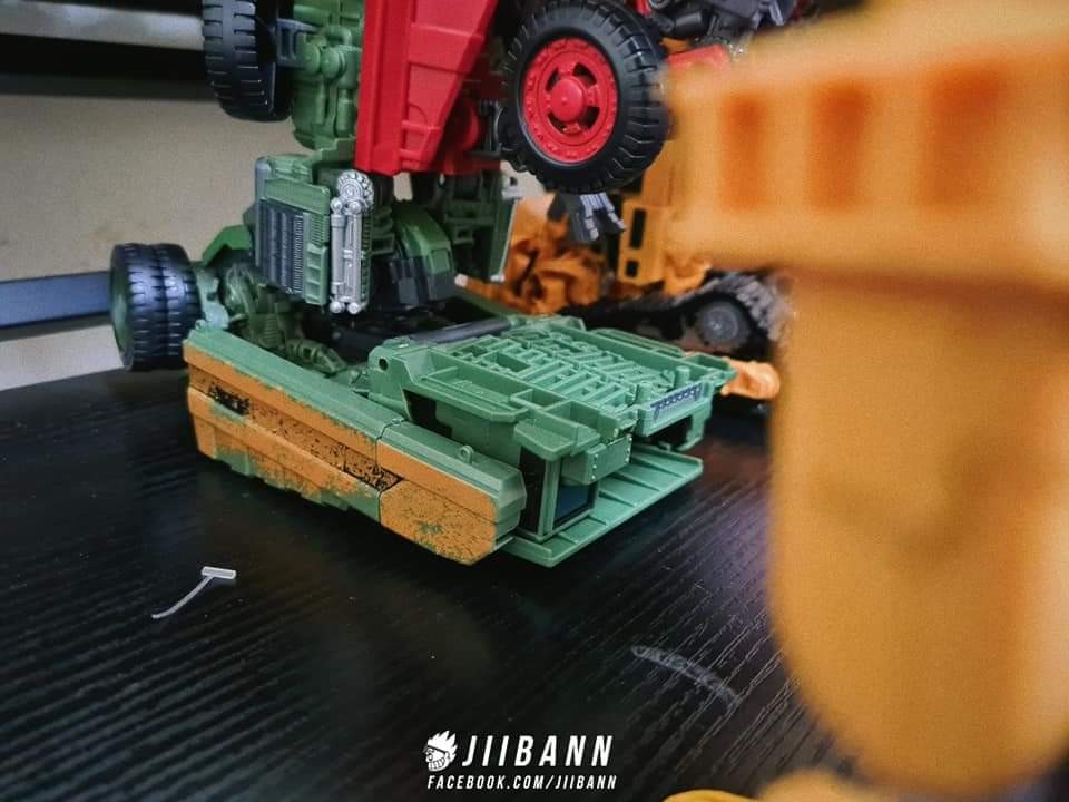 Transformers News: In Hand Images of Transformers Studio Series 69 Revenge of the Fallen Devastator Boxset