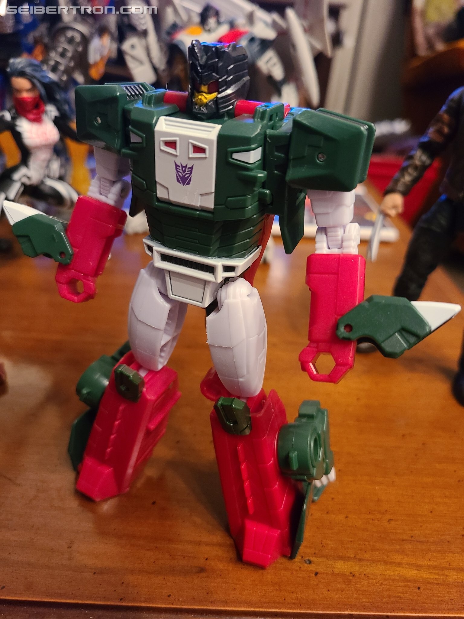 Transformers News: Transformers Cyberverse Ultra Skullcruncher Pictorial Review and Available Online Transformers News: Transformers Cyberverse Ultra Skullcruncher Pictorial Review and Available Online