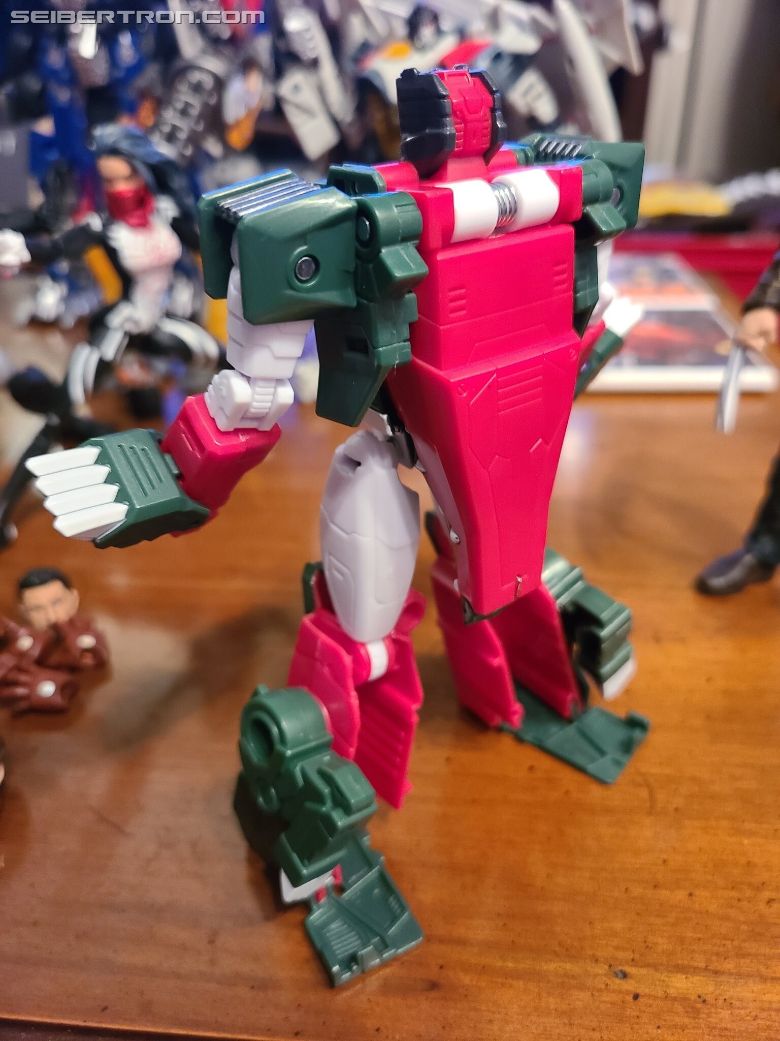 Transformers News: Transformers Cyberverse Ultra Skullcruncher Pictorial Review and Available Online Transformers News: Transformers Cyberverse Ultra Skullcruncher Pictorial Review and Available Online