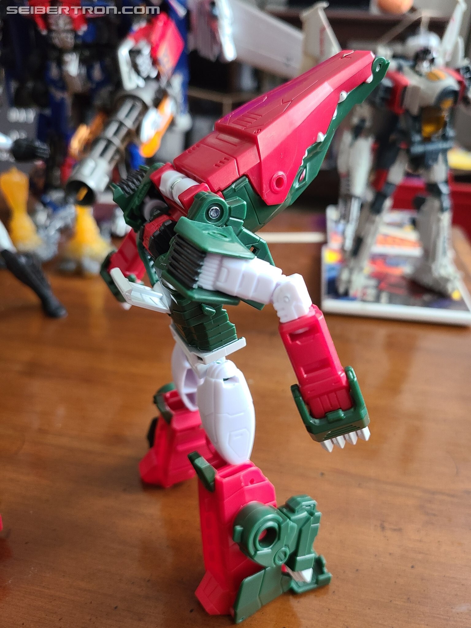 Transformers News: Transformers Cyberverse Ultra Skullcruncher Pictorial Review and Available Online Transformers News: Transformers Cyberverse Ultra Skullcruncher Pictorial Review and Available Online