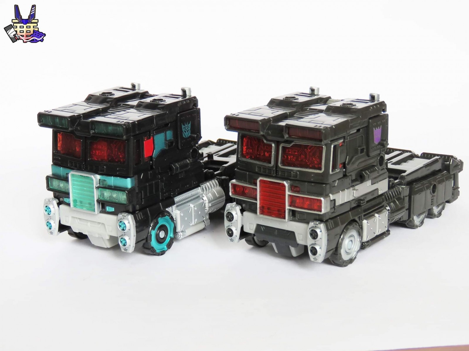 Transformers News: New Images of Netflix Transformers Nemesis Prime