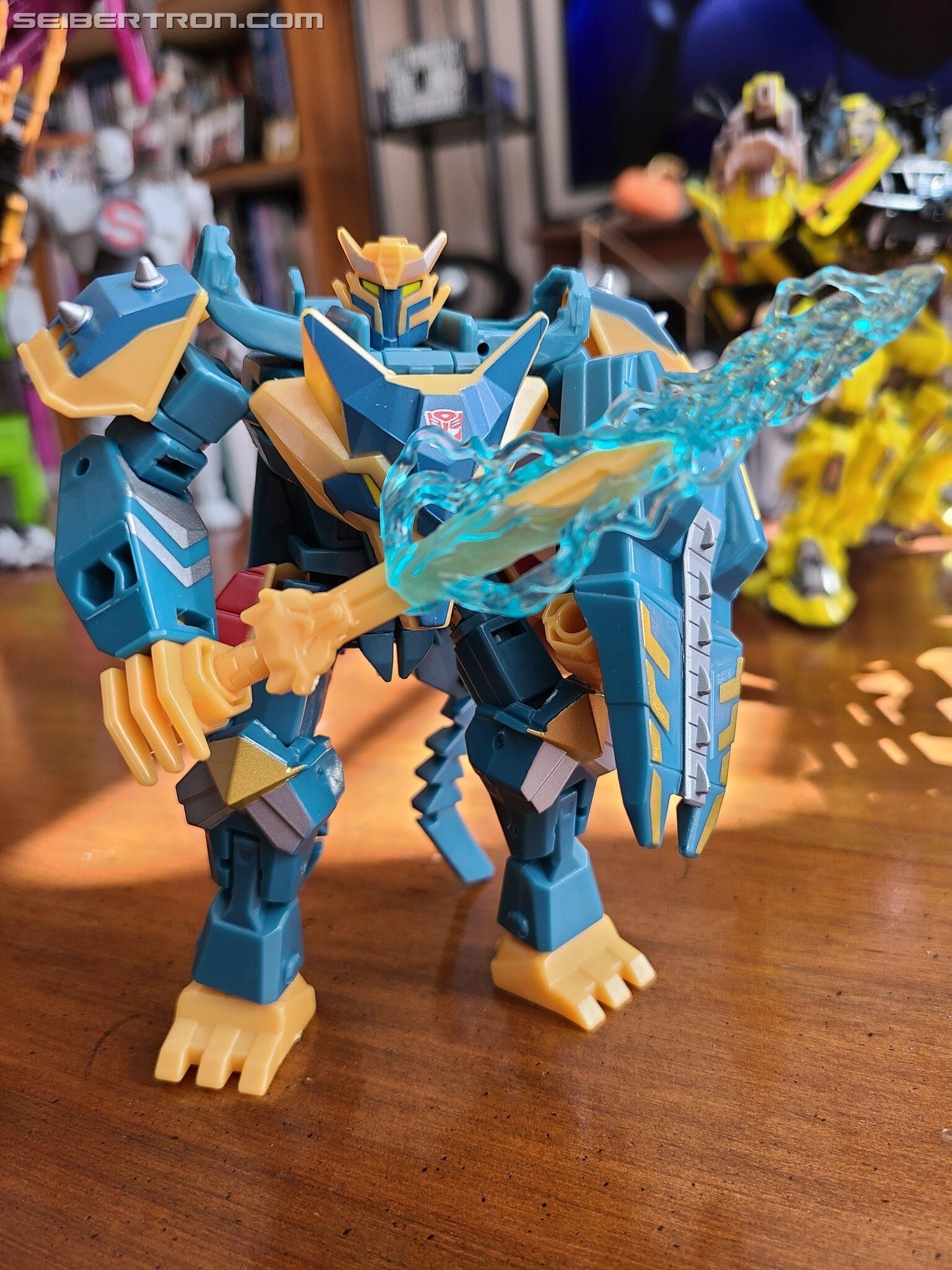 Transformers News: Deluxe Thunderhowl Found at Retail + Reviews Transformers News: Deluxe Thunderhowl Found at Retail + Reviews