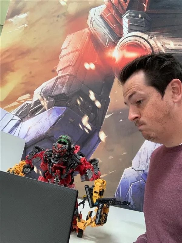 Transformers News: Hasbro Pulse Unboxed Blog Talks Devastator Transformers News: Hasbro Pulse Unboxed Blog Talks Devastator