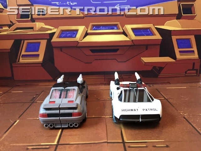 Transformers News: New In Hand Images of Transformers Earthrise Deluxe Class Bluestreak Transformers News: New In Hand Images of Transformers Earthrise Deluxe Class Bluestreak