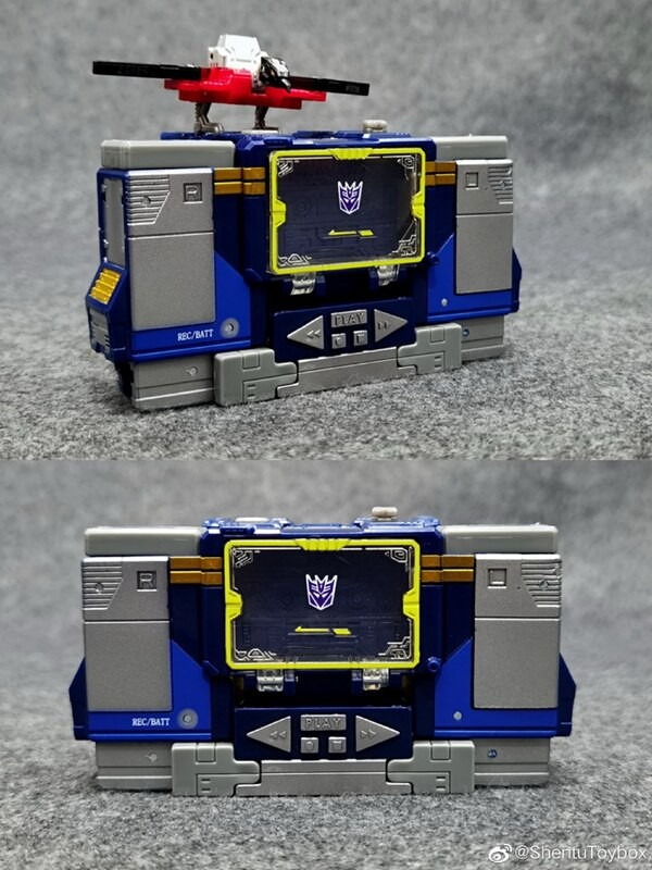 Transformers News: New In-Hand Photos of Netflix Transformers Voyager Class Soundwave with Ravage and Lazerbeak