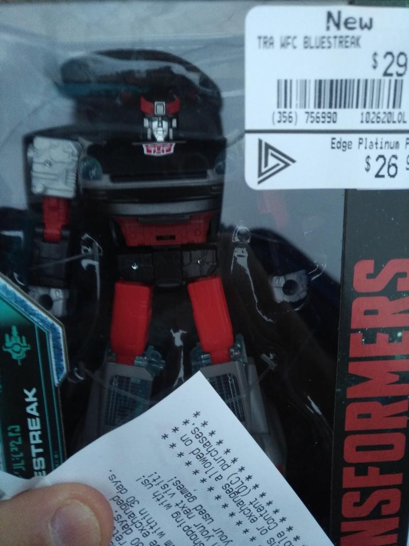 Transformers News: Transformers Earthrise Deluxe Wave 3 Found in Canada along with Bluestreak and Tigertrack Transformers News: Transformers Earthrise Deluxe Wave 3 Found in Canada along with Bluestreak and Tigertrack