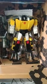 Transformers News: Transformers Earthrise Deluxe Wave 3 Found in Canada along with Bluestreak and Tigertrack Transformers News: Transformers Earthrise Deluxe Wave 3 Found in Canada along with Bluestreak and Tigertrack