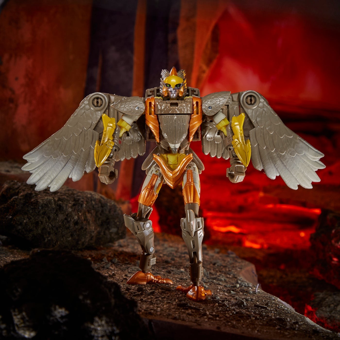 Transformers News: Kingdom Dinobot, Airazor and Ultra Magnus officially revealed Transformers News: Kingdom Dinobot, Airazor and Ultra Magnus officially revealed