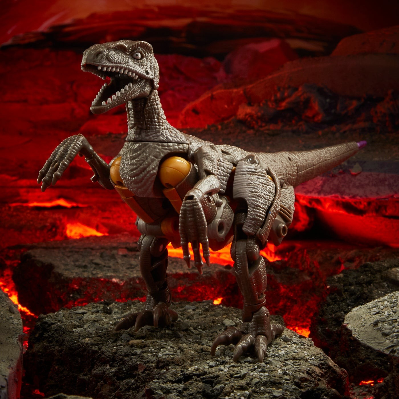 Transformers News: Kingdom Dinobot, Airazor and Ultra Magnus officially revealed Transformers News: Kingdom Dinobot, Airazor and Ultra Magnus officially revealed