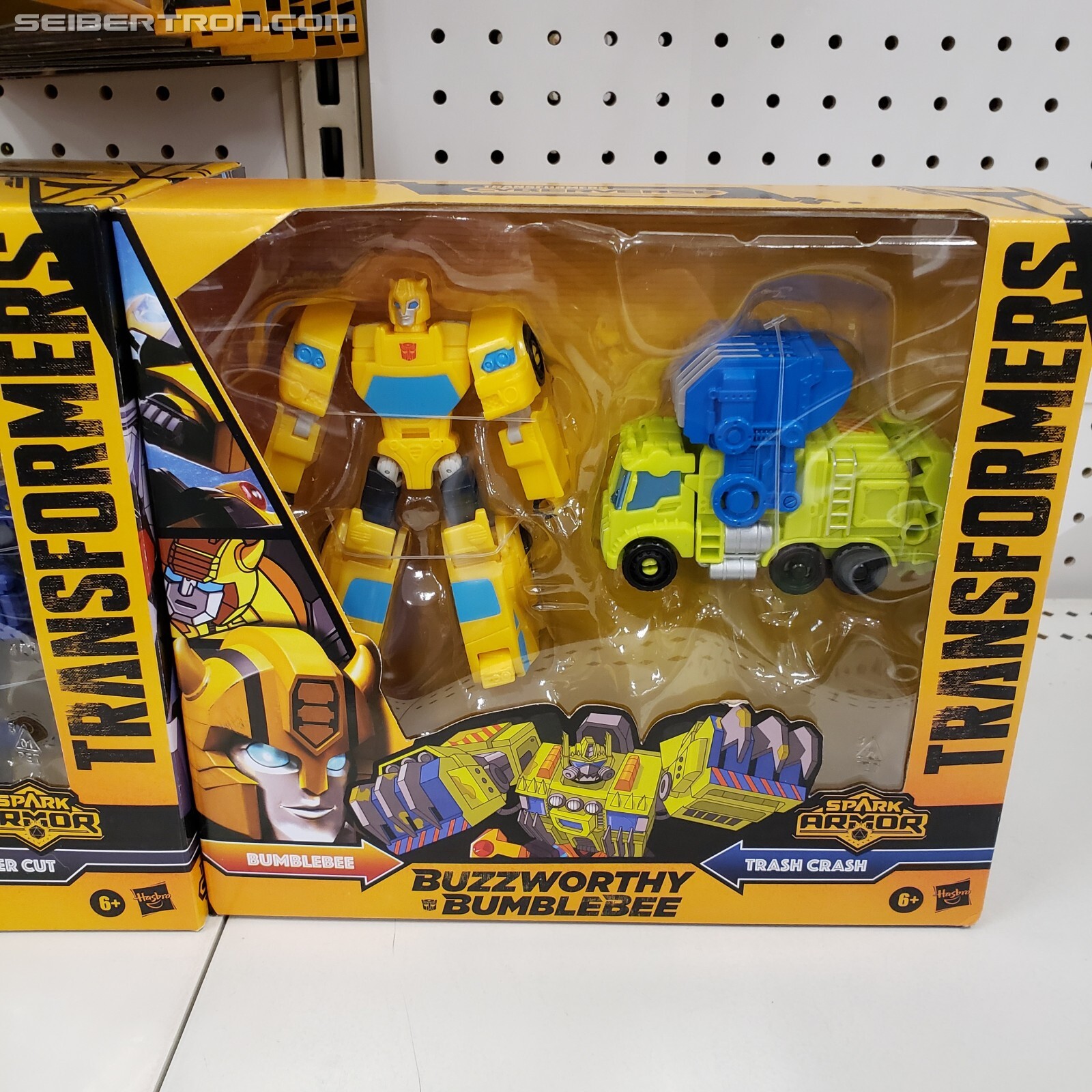 Transformers News: New Transformers Buzzworthy Bumblebee Sightings + Video Review