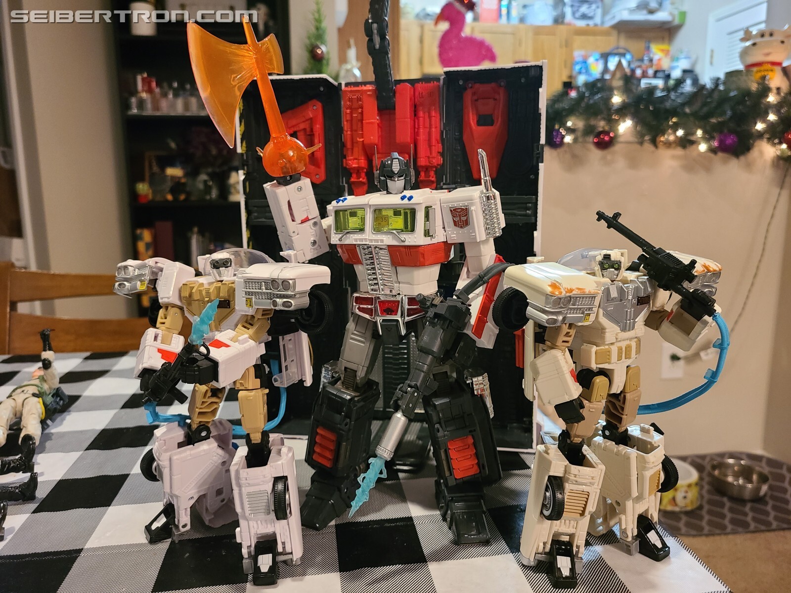 Transformers News: Pictorial Review of New Ectotron Figure and Comparisons to the Previous Release