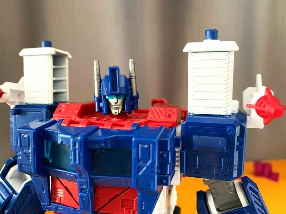 Transformers News: Video Review for Kingdom G1 Ultra Magnus Transformers News: Video Review for Kingdom G1 Ultra Magnus