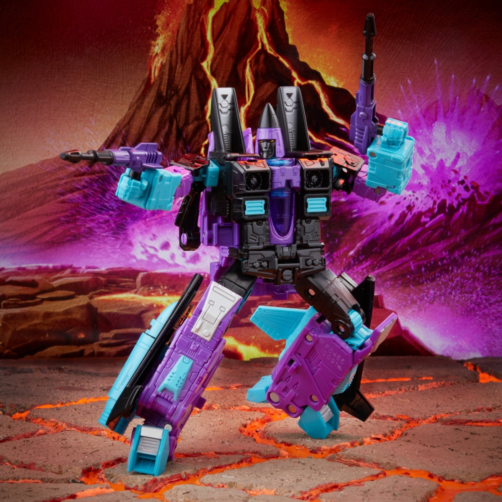 Transformers News: Generations Selects WFC-GS24 G2 Ramjet revealed Transformers News: Generations Selects WFC-GS24 G2 Ramjet revealed