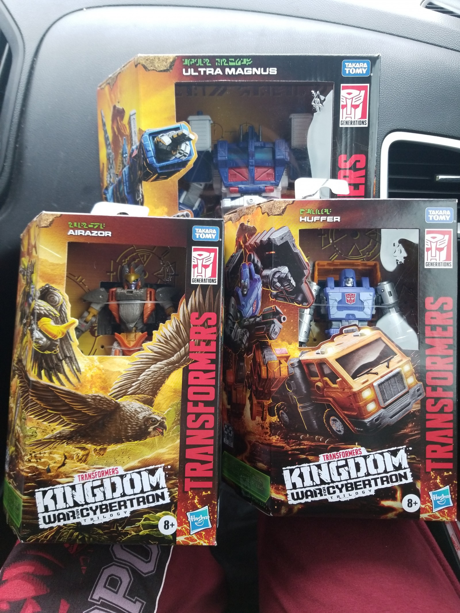 Transformers News: Kingdom Wave 2 Leader Magnus and Deluxes Found at Target in US Transformers News: Kingdom Wave 2 Leader Magnus and Deluxes Found at Target in US