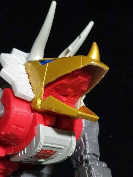 Transformers News: More Images Of Forthcoming Studio Series 86 Leader Class Slag