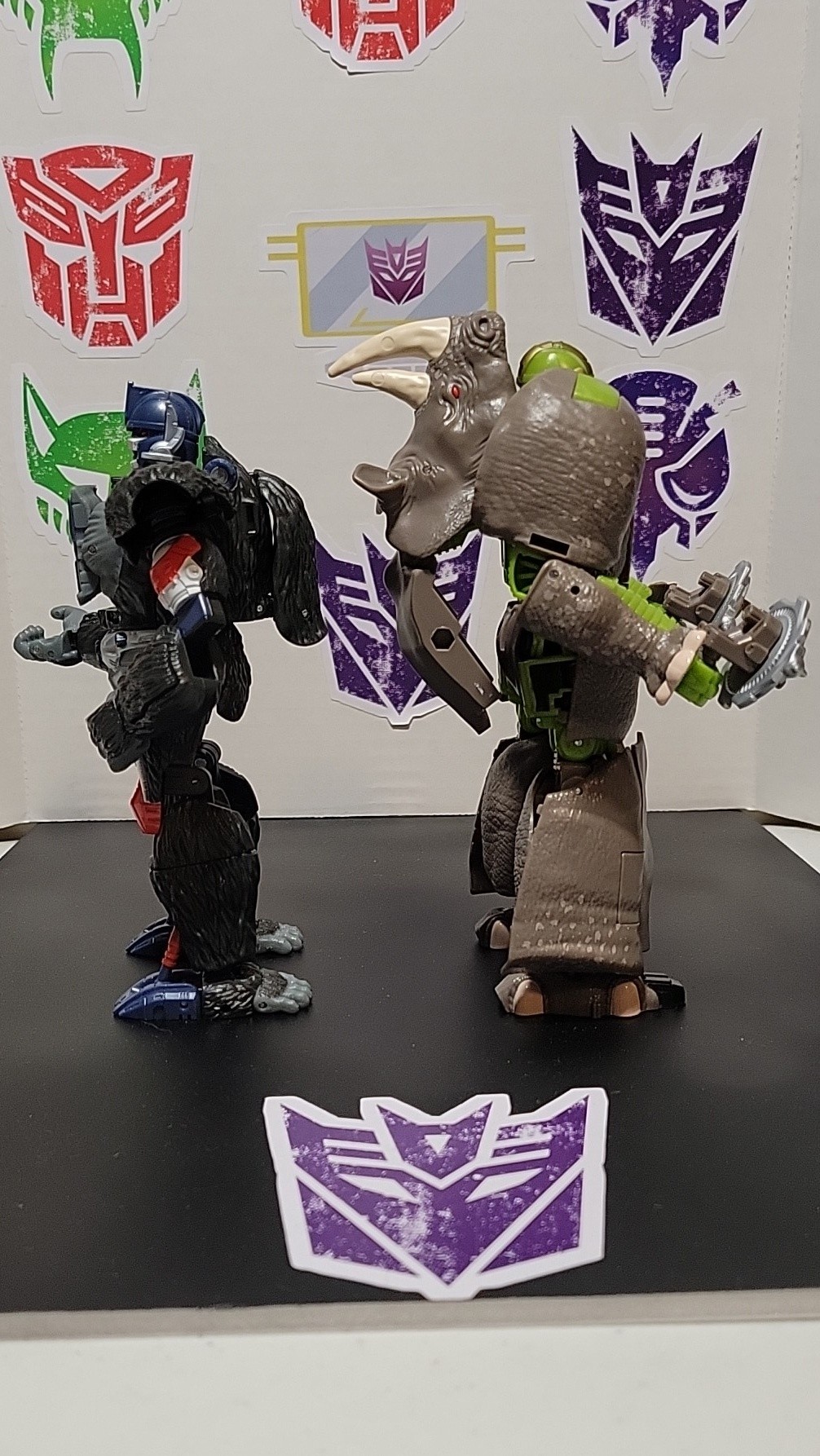 Transformers News: Review and In Hand Images of Kingdom Rhinox and Wingfinger Transformers News: Review and In Hand Images of Kingdom Rhinox and Wingfinger