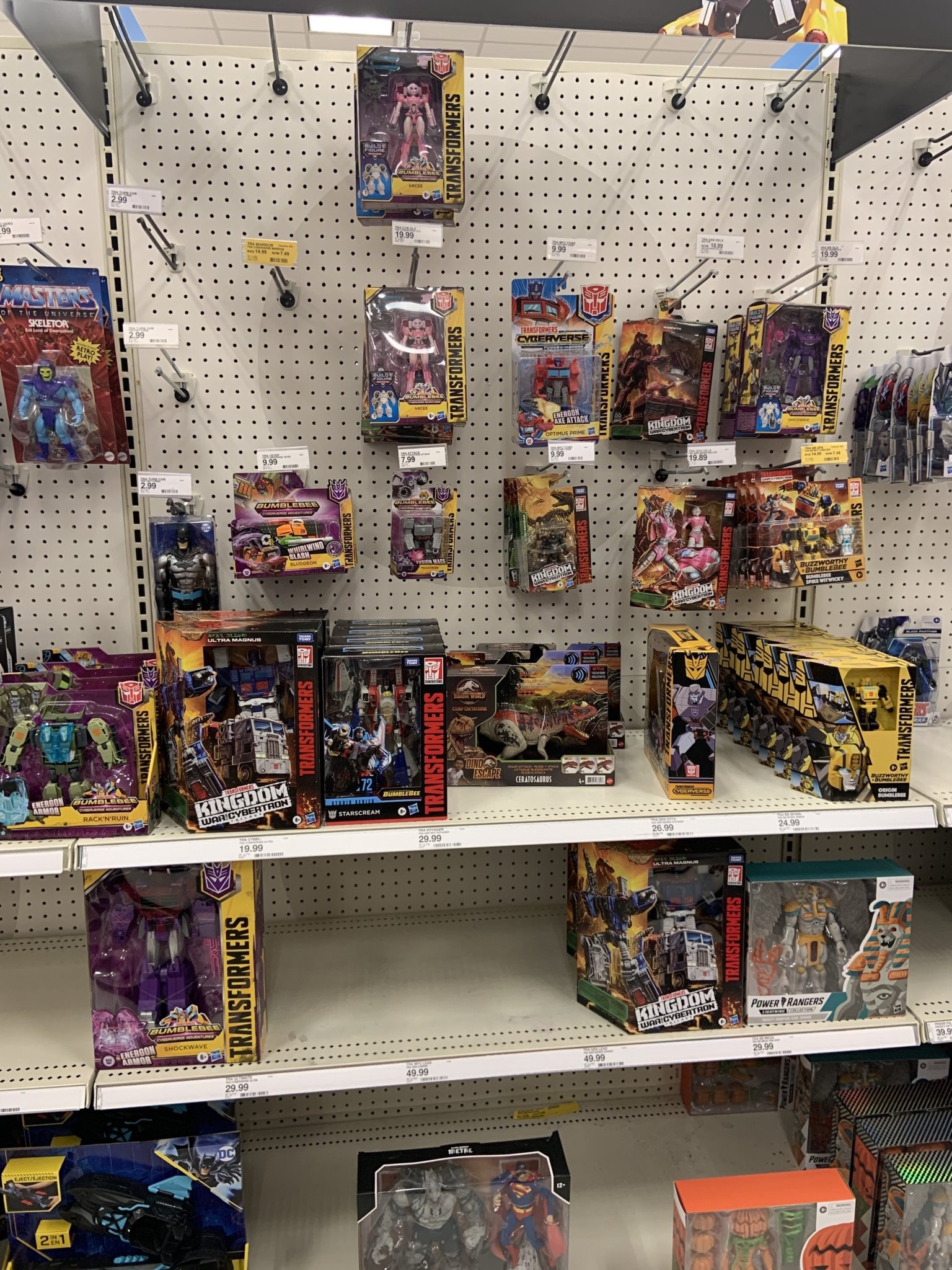 Transformers News: Transformers Buzzworthy Origins Bumblebee Found in the US Transformers News: Transformers Buzzworthy Origins Bumblebee Found in the US