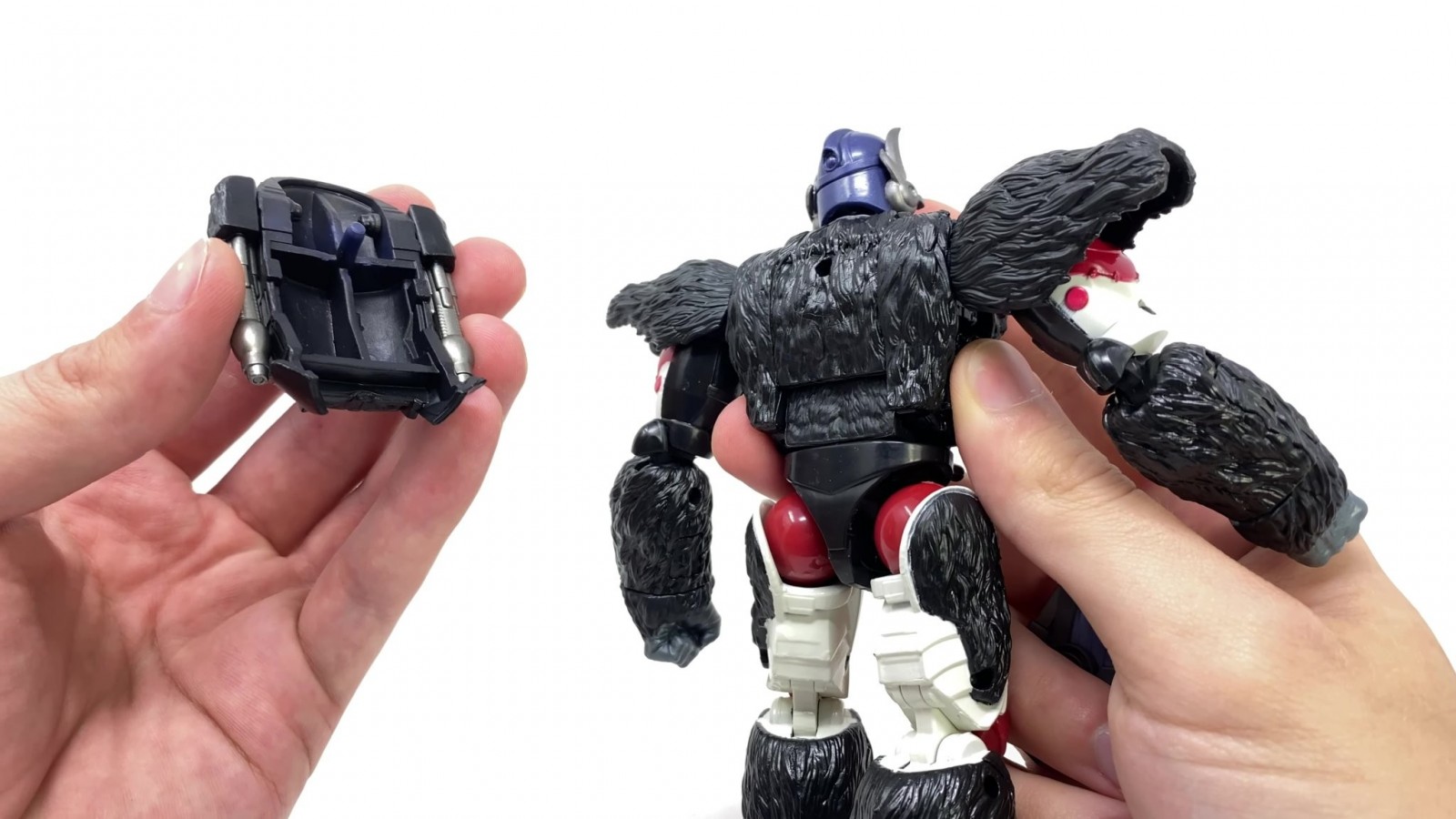 Transformers News: Video Review for Walmart Exclusive RED Optimus Primal Transformers News: Video Review for Walmart Exclusive RED Optimus Primal