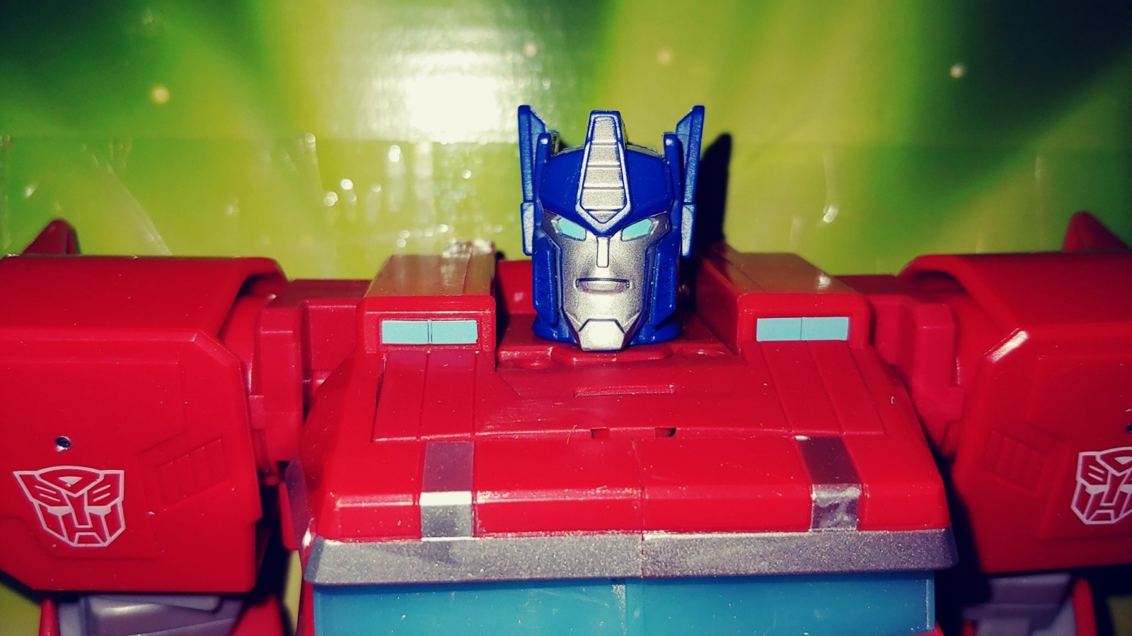 Transformers News: US Sighting + Pictorial review of Roll N Change Optimus Prime Transformers News: US Sighting + Pictorial review of Roll N Change Optimus Prime