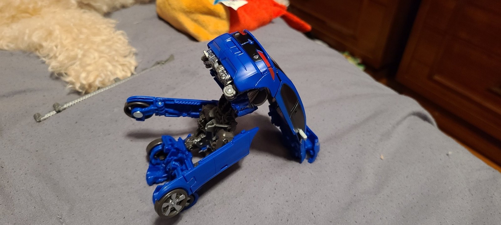 Transformers News: In Hand Images of Transformers Studio Series Revenge of the Fallen Deluxe Class Jolt Transformers News: In Hand Images of Transformers Studio Series Revenge of the Fallen Deluxe Class Jolt