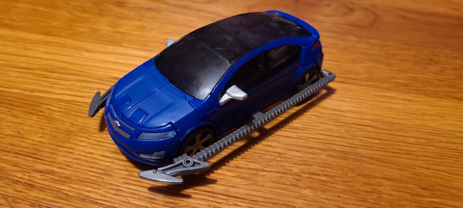 Transformers News: In Hand Images of Transformers Studio Series Revenge of the Fallen Deluxe Class Jolt Transformers News: In Hand Images of Transformers Studio Series Revenge of the Fallen Deluxe Class Jolt