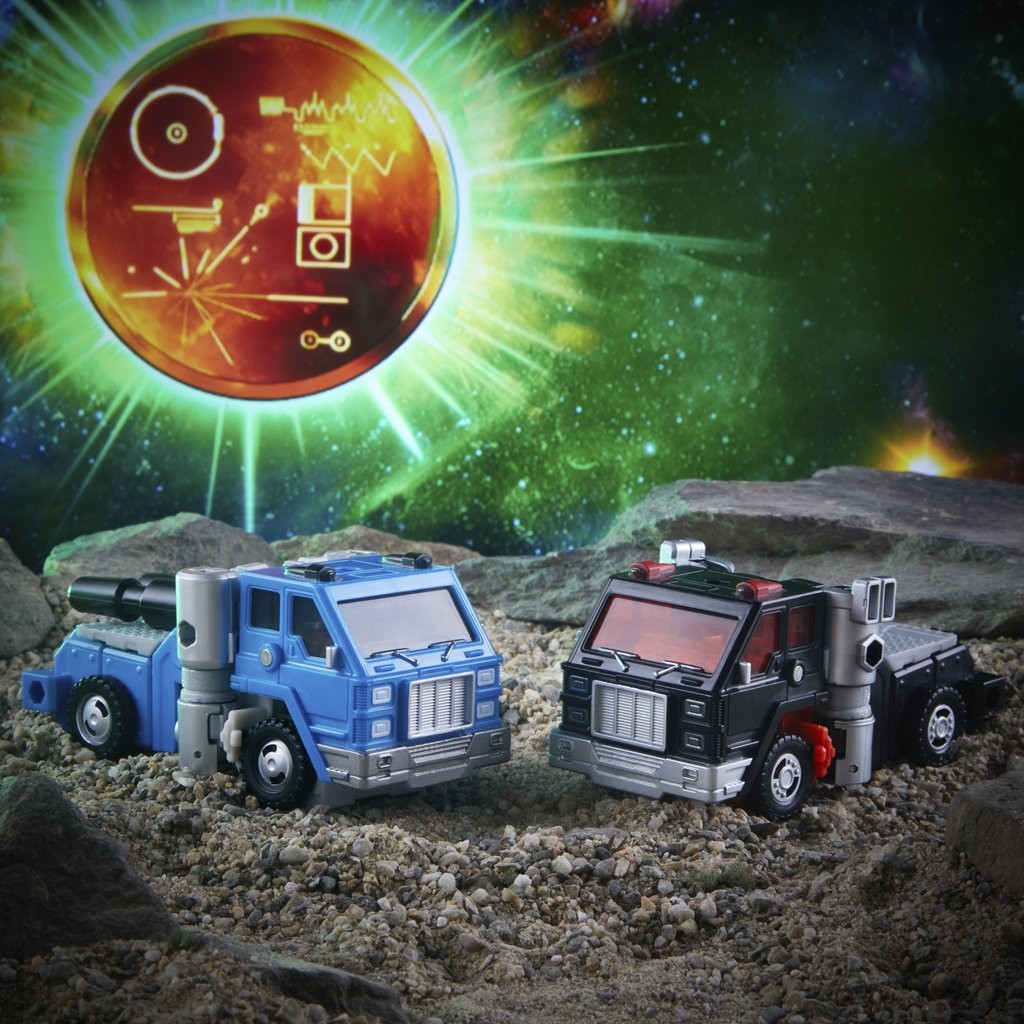 Transformers News: Transformers Kingdom Golden Disk Set 1 Revealed to be Puffer and Road Ranger Transformers News: Transformers Kingdom Golden Disk Set 1 Revealed to be Puffer and Road Ranger