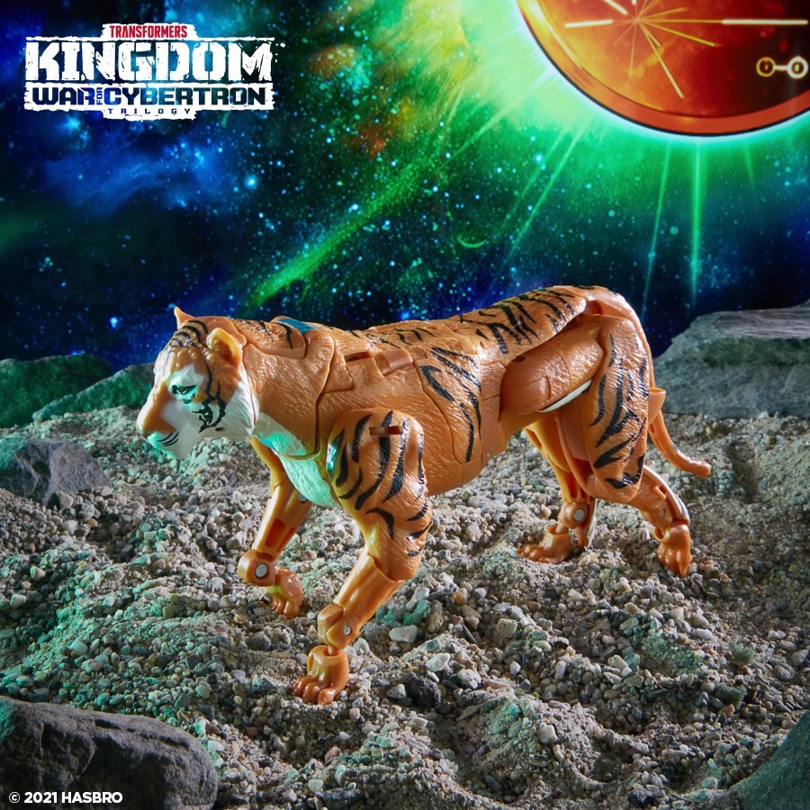 Transformers News: Orange Tigatron with Mutant Head Revealed for Golden Disk Collection Transformers News: Orange Tigatron with Mutant Head Revealed for Golden Disk Collection