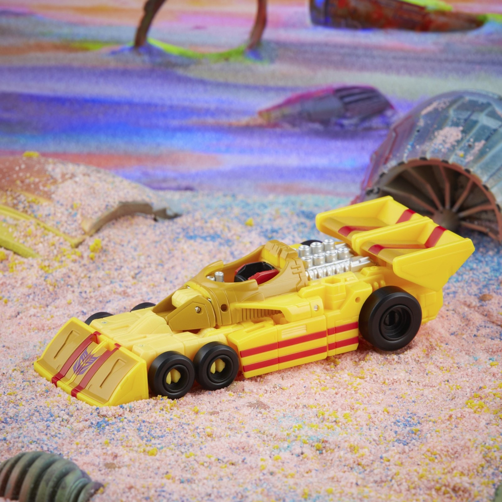 Transformers News: First Look at Legacy Blaster, Iguanus, Skywarp and Hot Rod + More Official Images of Today's Reveals