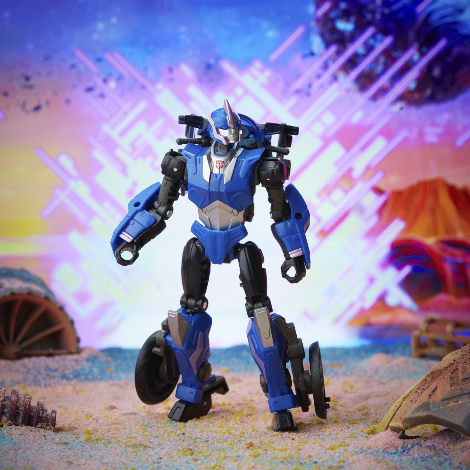 Transformers News: First Look at Legacy Blaster, Iguanus, Skywarp and Hot Rod + More Official Images of Today's Reveals
