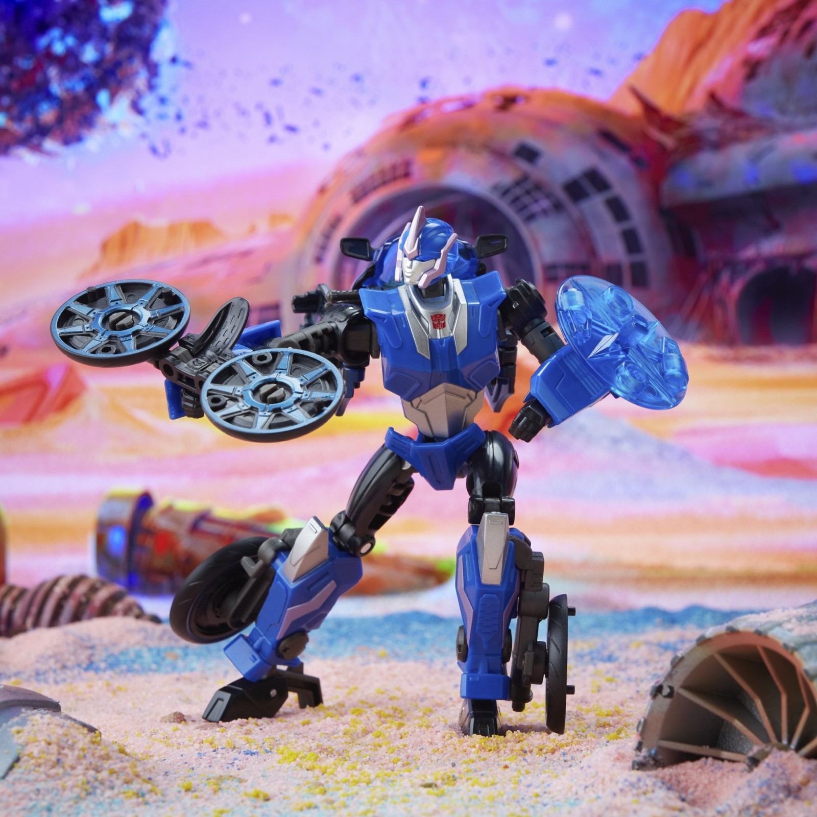 Transformers News: First Look at Legacy Blaster, Iguanus, Skywarp and Hot Rod + More Official Images of Today's Reveals