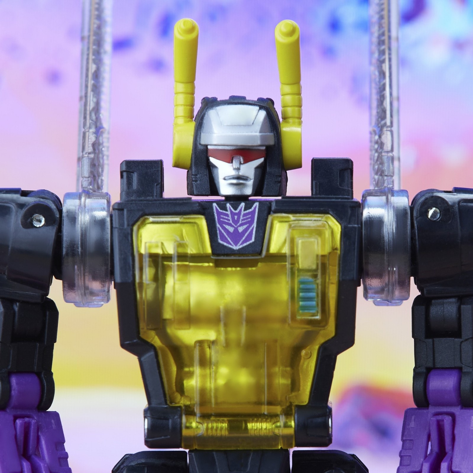 Transformers News: First Look at Legacy Blaster, Iguanus, Skywarp and Hot Rod + More Official Images of Today's Reveals
