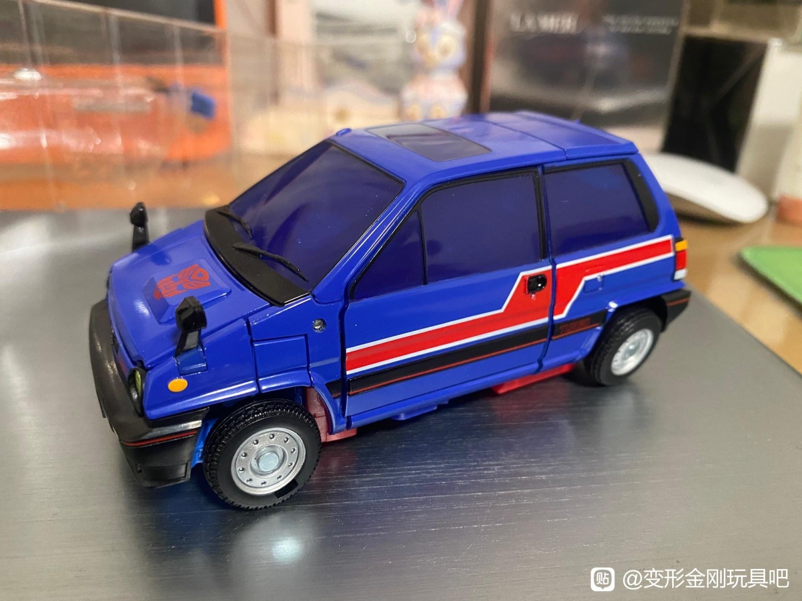 Transformers News: In Hand Images of Masterpiece Skids and Reboost along with