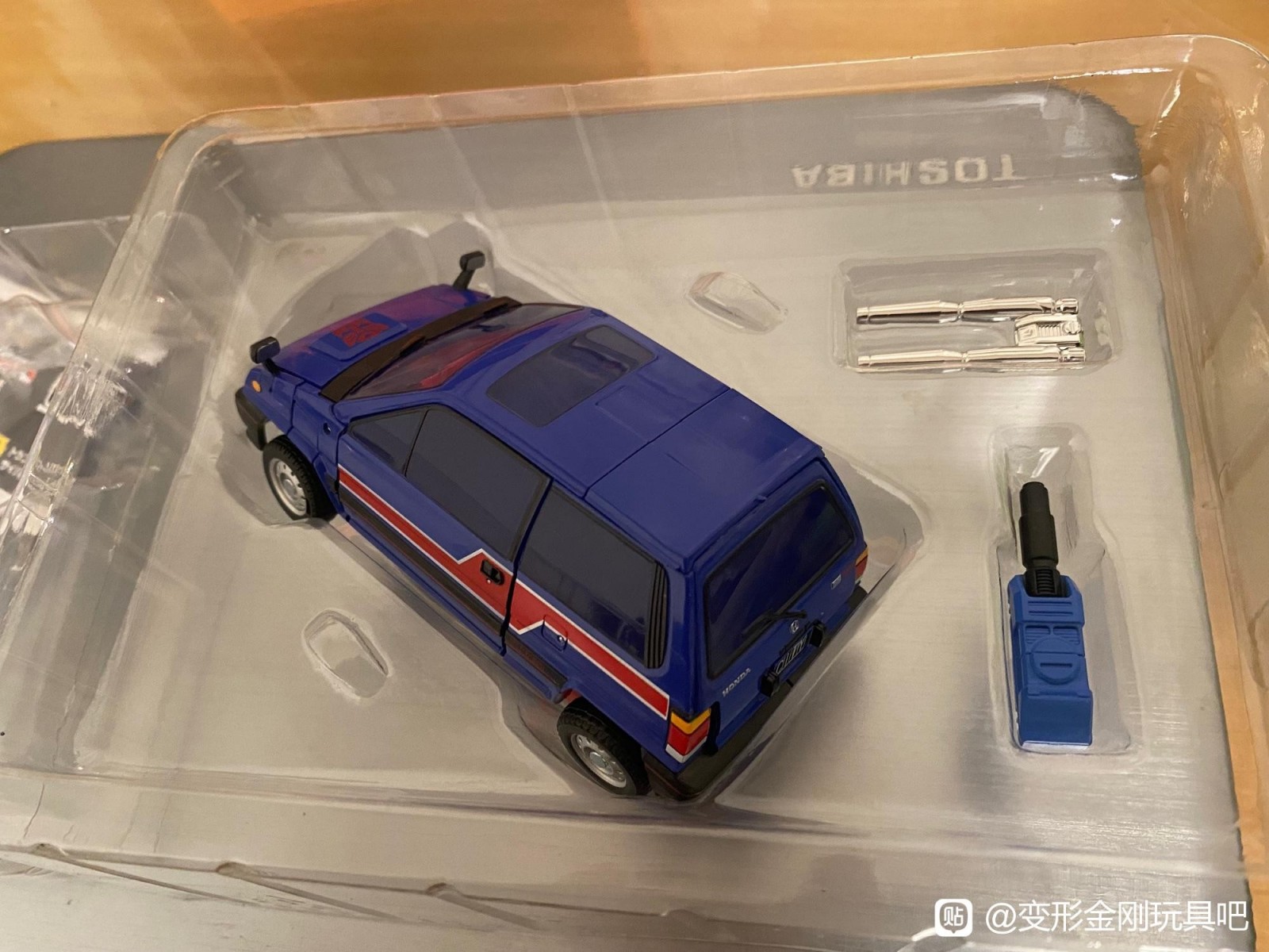 Transformers News: In Hand Images of Masterpiece Skids and Reboost along with