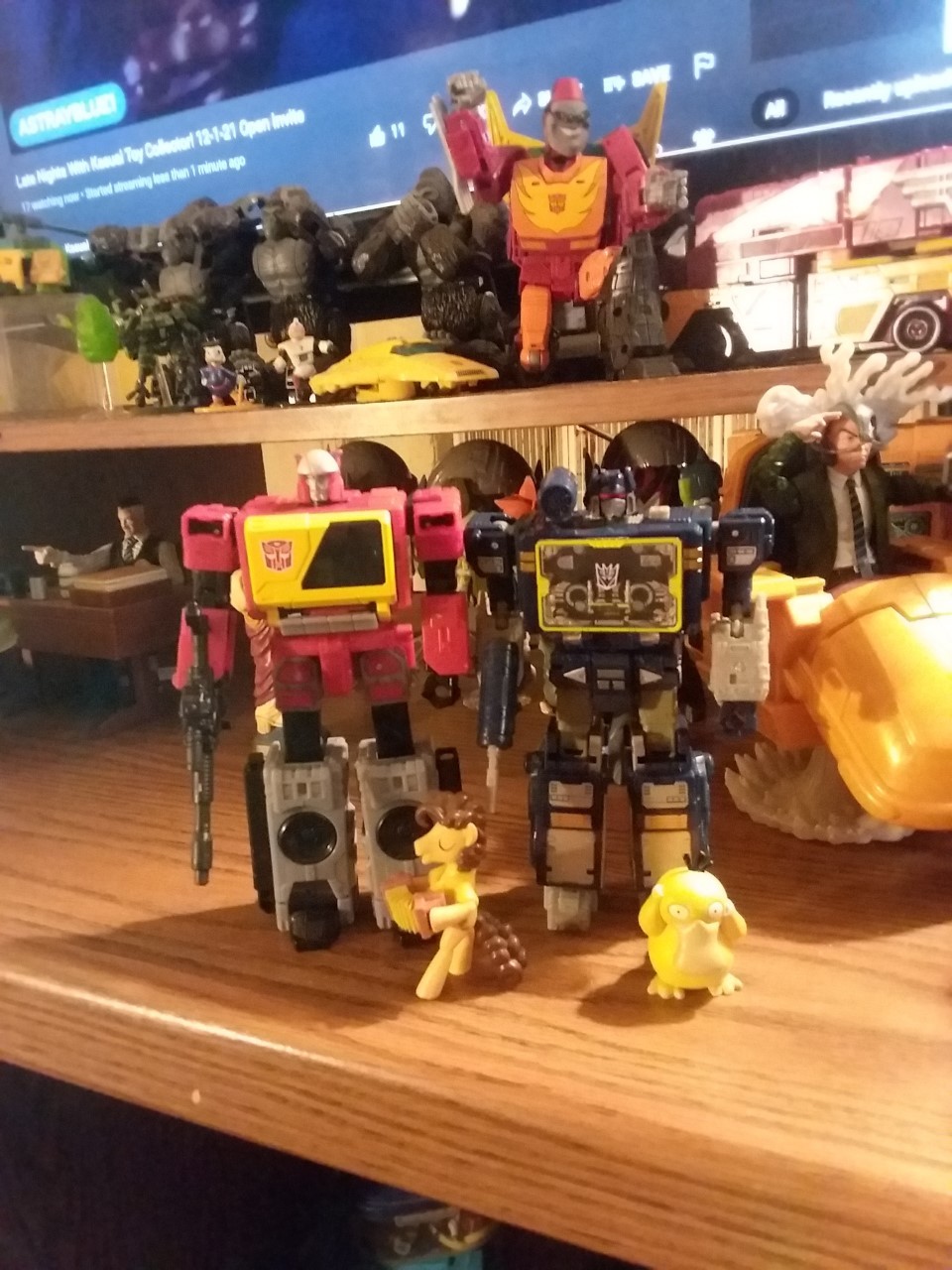 Transformers News: In Hand Images of Kingdom Blaster and Eject with Size Comparisons Transformers News: In Hand Images of Kingdom Blaster and Eject with Size Comparisons