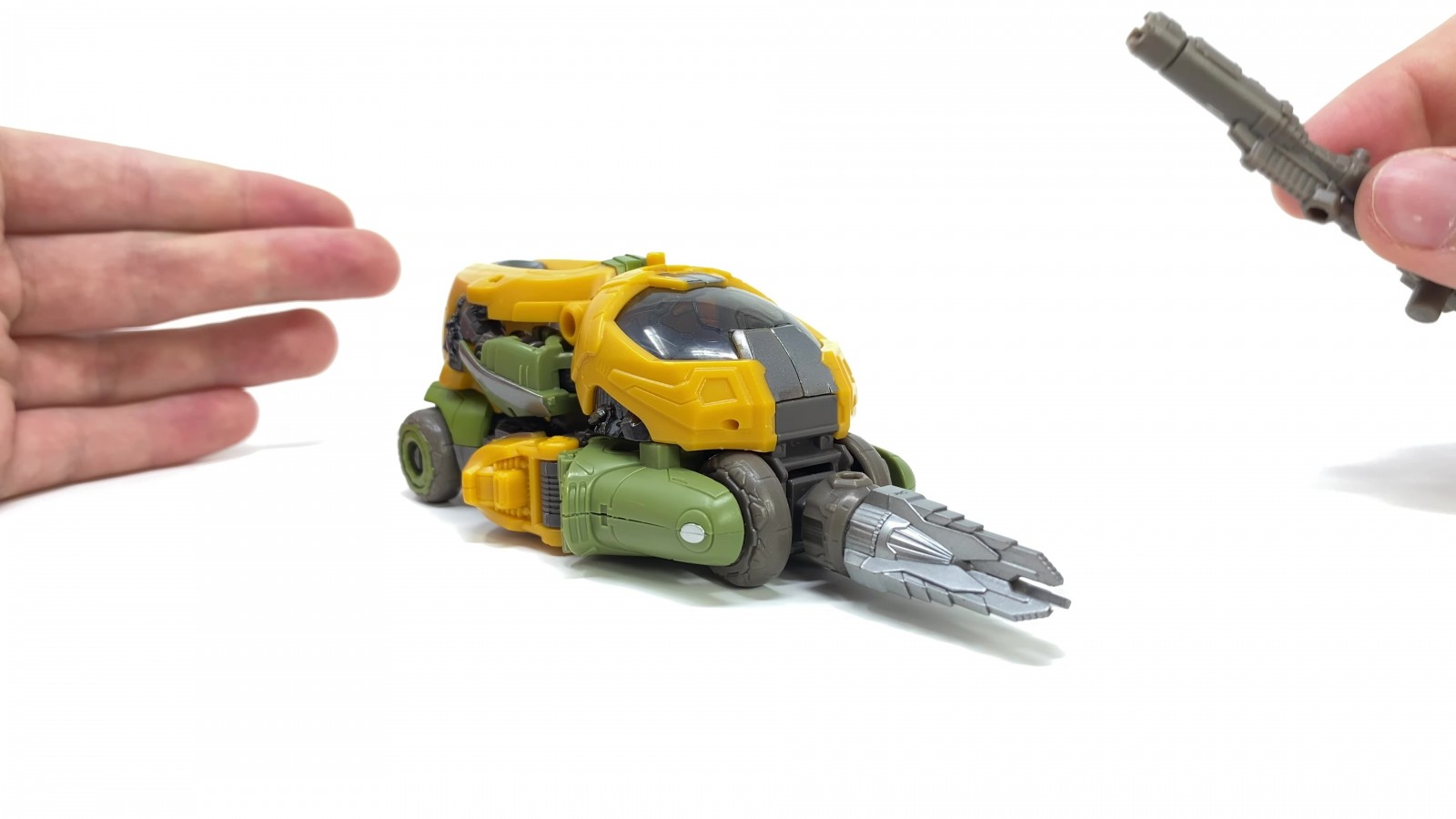 Transformers News: Studio Series Bumblebee Movie News with In Hand Images of SS Brawn, Ratchet and Newly Revealed Arcee Transformers News: Studio Series Bumblebee Movie News with In Hand Images of SS Brawn, Ratchet and Newly Revealed Arcee
