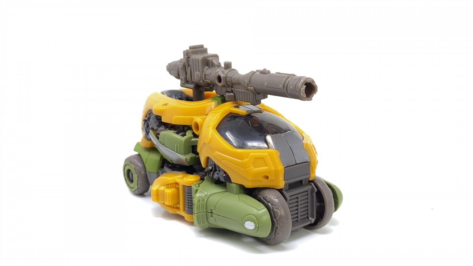 Transformers News: Studio Series Bumblebee Movie News with In Hand Images of SS Brawn, Ratchet and Newly Revealed Arcee Transformers News: Studio Series Bumblebee Movie News with In Hand Images of SS Brawn, Ratchet and Newly Revealed Arcee