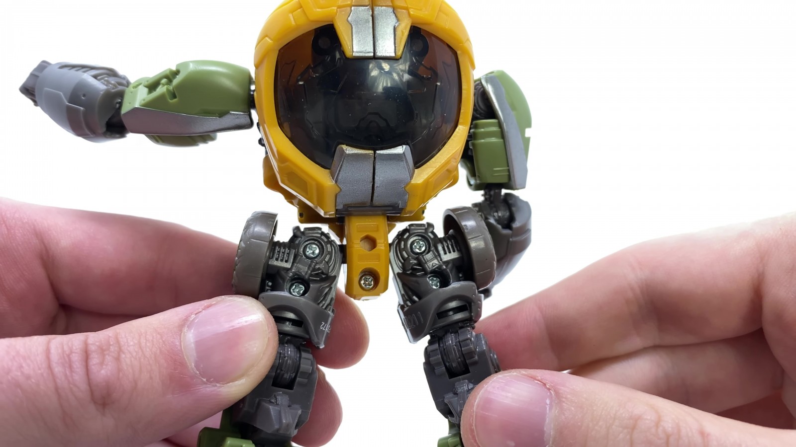 Transformers News: Studio Series Bumblebee Movie News with In Hand Images of SS Brawn, Ratchet and Newly Revealed Arcee Transformers News: Studio Series Bumblebee Movie News with In Hand Images of SS Brawn, Ratchet and Newly Revealed Arcee