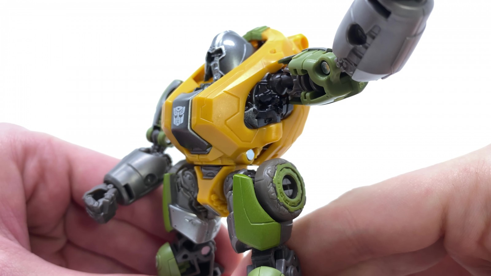 Transformers News: Studio Series Bumblebee Movie News with In Hand Images of SS Brawn, Ratchet and Newly Revealed Arcee Transformers News: Studio Series Bumblebee Movie News with In Hand Images of SS Brawn, Ratchet and Newly Revealed Arcee