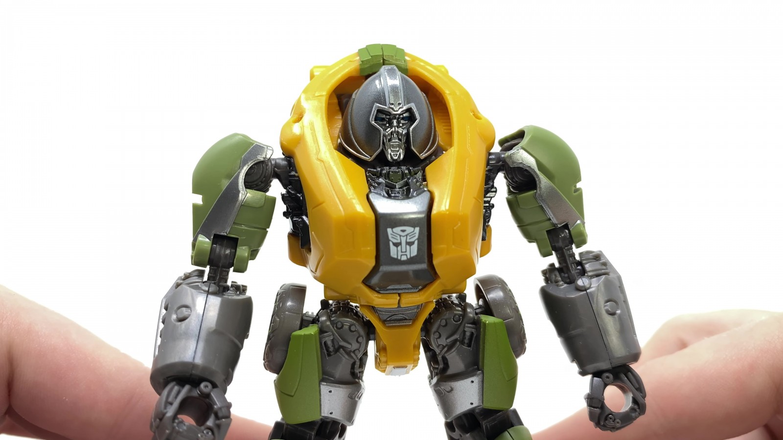 Transformers News: Studio Series Bumblebee Movie News with In Hand Images of SS Brawn, Ratchet and Newly Revealed Arcee Transformers News: Studio Series Bumblebee Movie News with In Hand Images of SS Brawn, Ratchet and Newly Revealed Arcee
