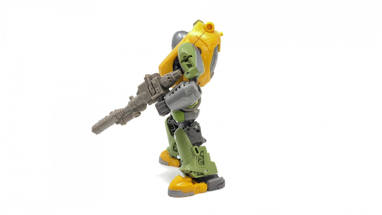 Transformers News: Studio Series Bumblebee Movie News with In Hand Images of SS Brawn, Ratchet and Newly Revealed Arcee Transformers News: Studio Series Bumblebee Movie News with In Hand Images of SS Brawn, Ratchet and Newly Revealed Arcee