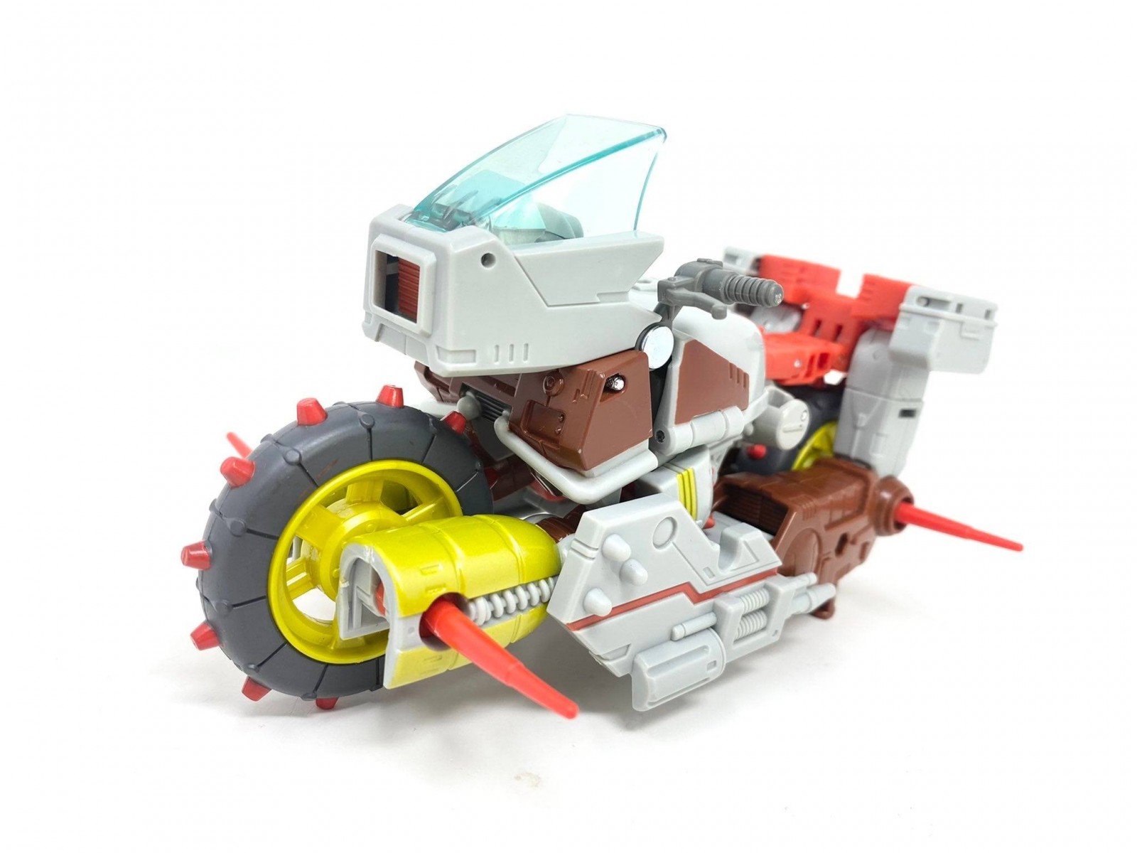Transformers News: More In Hand Images of SS 86 Junkyard with First Look at Alt Mode Transformers News: More In Hand Images of SS 86 Junkyard with First Look at Alt Mode