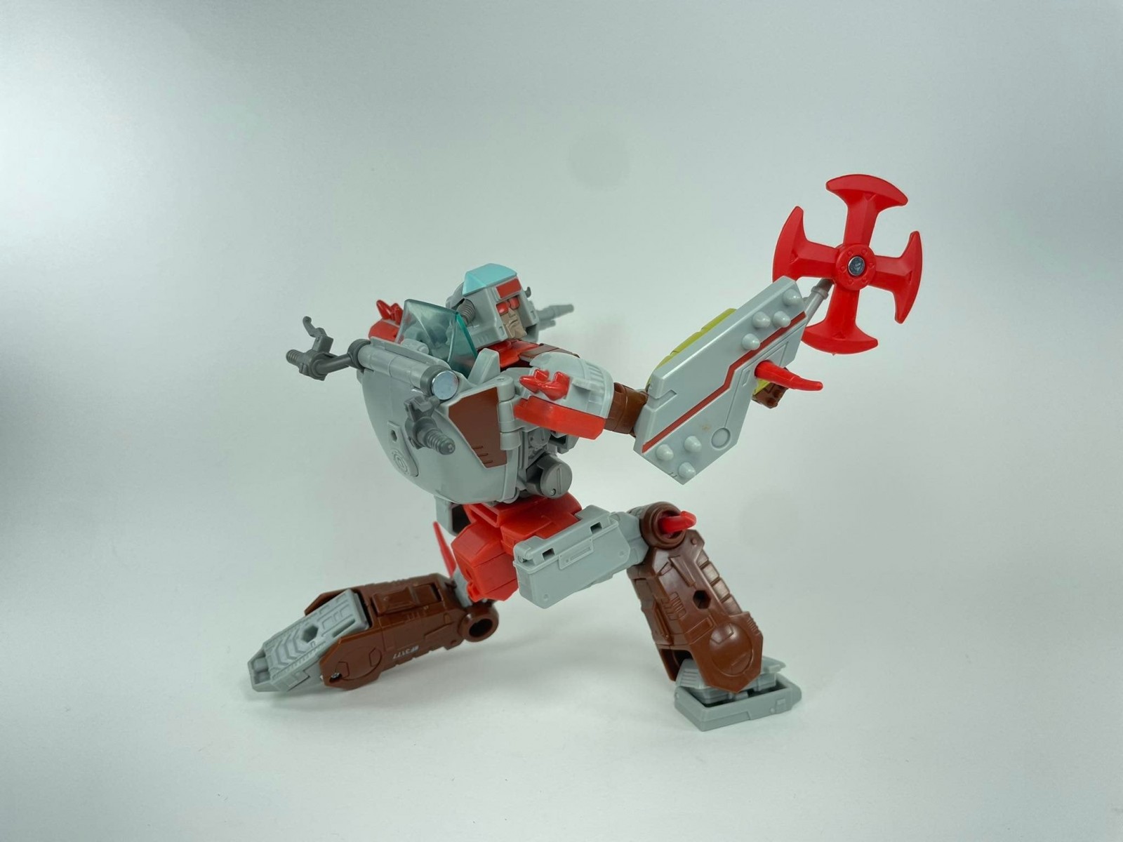 Transformers News: More In Hand Images of SS 86 Junkyard with First Look at Alt Mode Transformers News: More In Hand Images of SS 86 Junkyard with First Look at Alt Mode