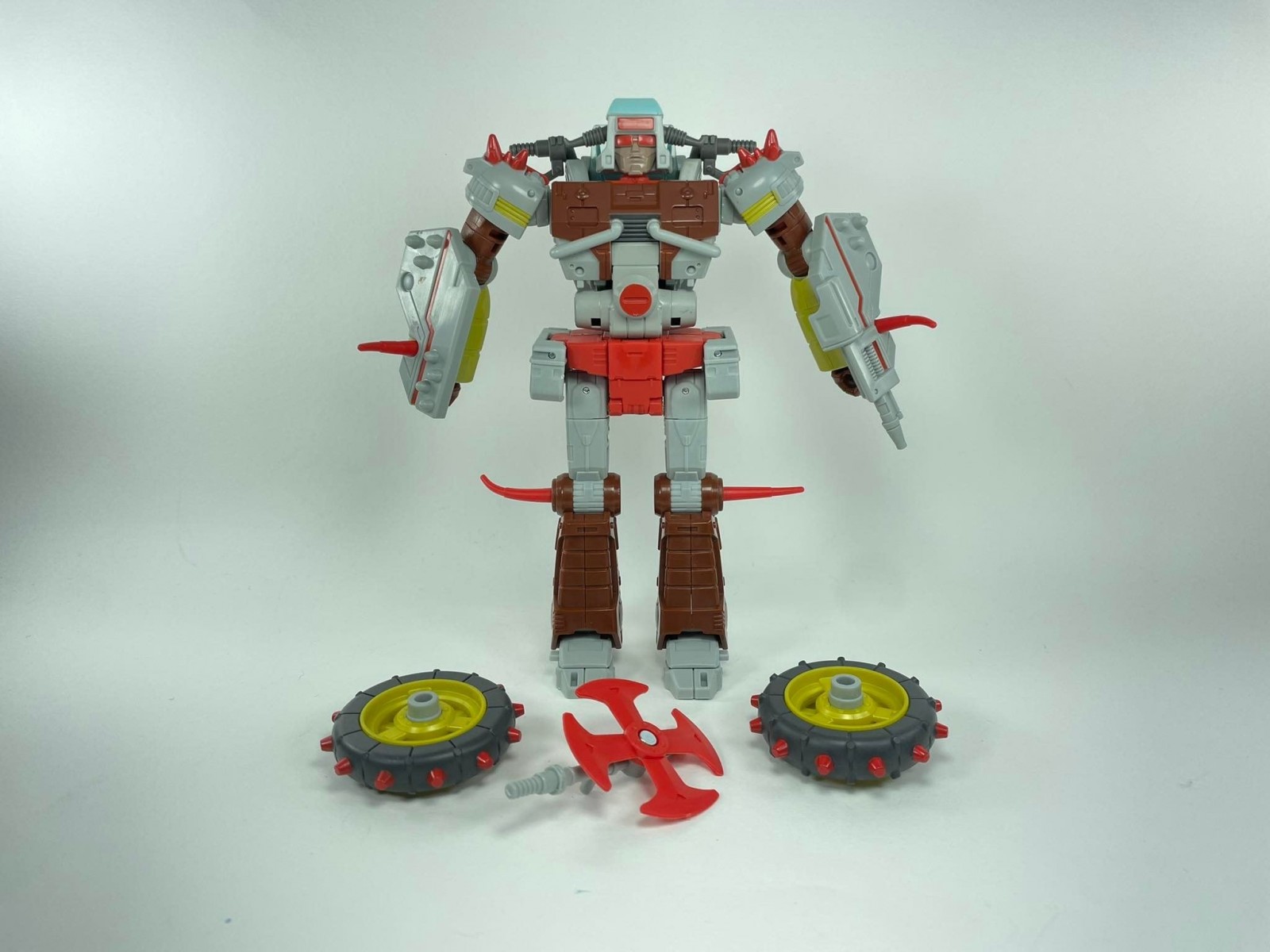 Transformers News: More In Hand Images of SS 86 Junkyard with First Look at Alt Mode Transformers News: More In Hand Images of SS 86 Junkyard with First Look at Alt Mode