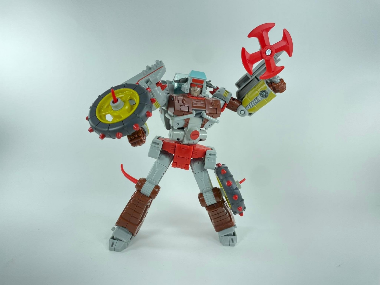 Transformers News: More In Hand Images of SS 86 Junkyard with First Look at Alt Mode Transformers News: More In Hand Images of SS 86 Junkyard with First Look at Alt Mode