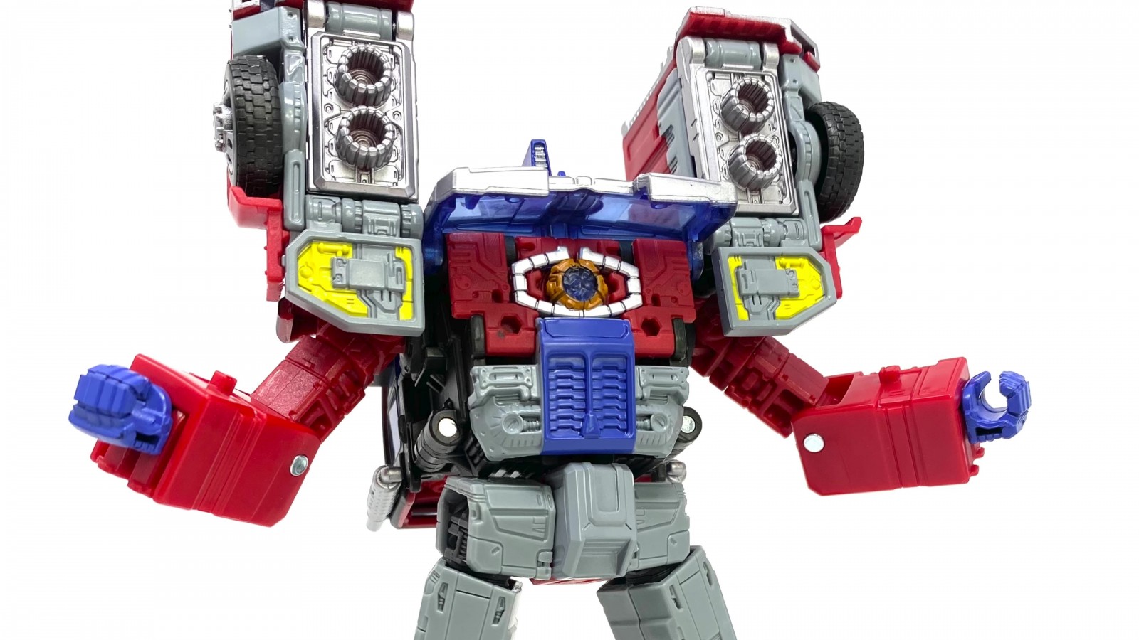 Transformers News: In Hand Images of Legacy Leader Laser Optimus Prime Transformers News: In Hand Images of Legacy Leader Laser Optimus Prime