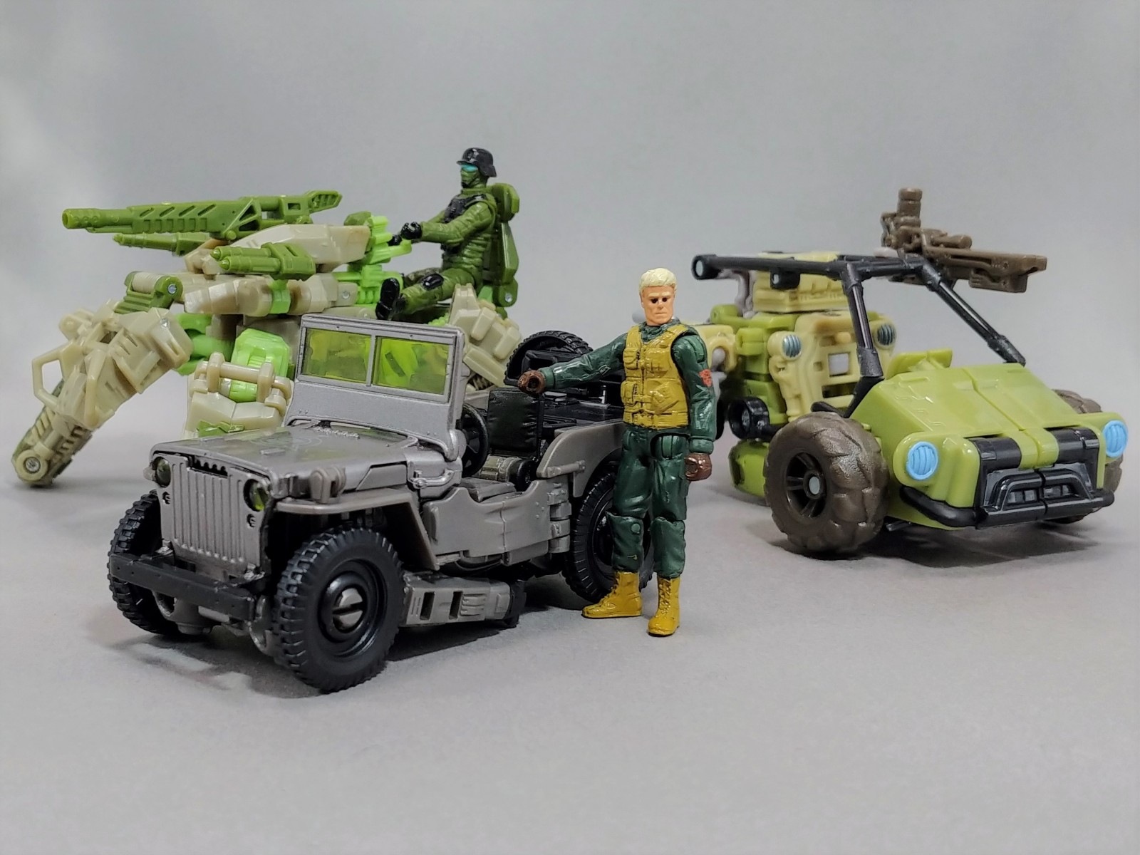 Transformers News: New In-Hand Images - Transformers Studio Series NEST Bumblebee Transformers News: New In-Hand Images - Transformers Studio Series NEST Bumblebee