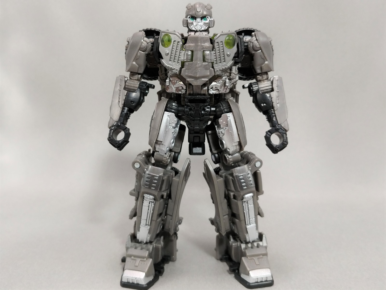 Transformers News: New In-Hand Images - Transformers Studio Series NEST Bumblebee Transformers News: New In-Hand Images - Transformers Studio Series NEST Bumblebee