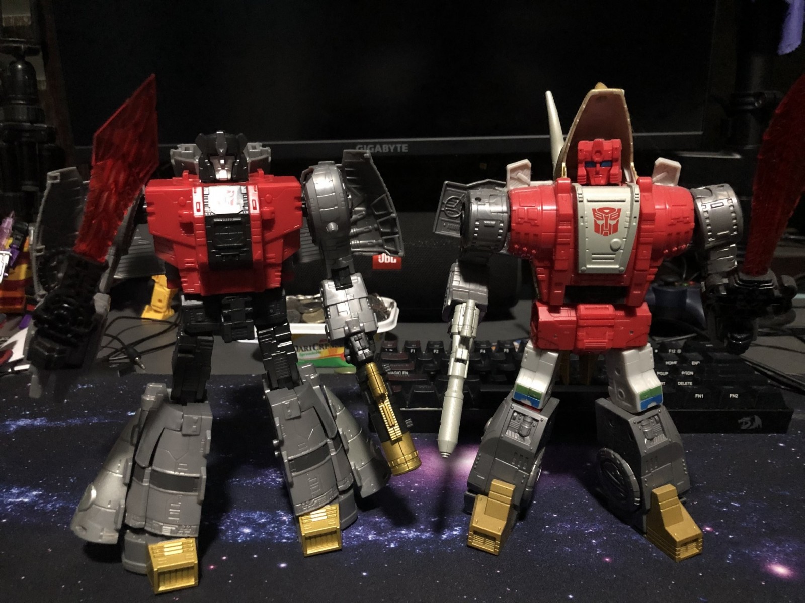 Transformers News: In Hand Images of Studio Series 86 Leader Sludge